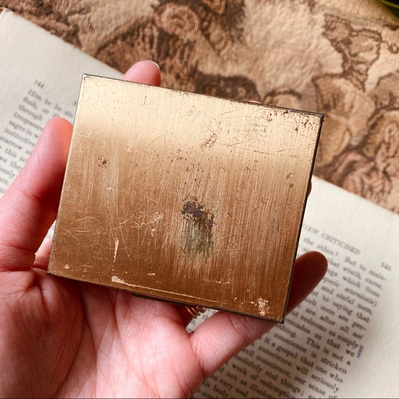 Mini Flapper Mesh Purse and Earring Caddy - Picture 4 of 6